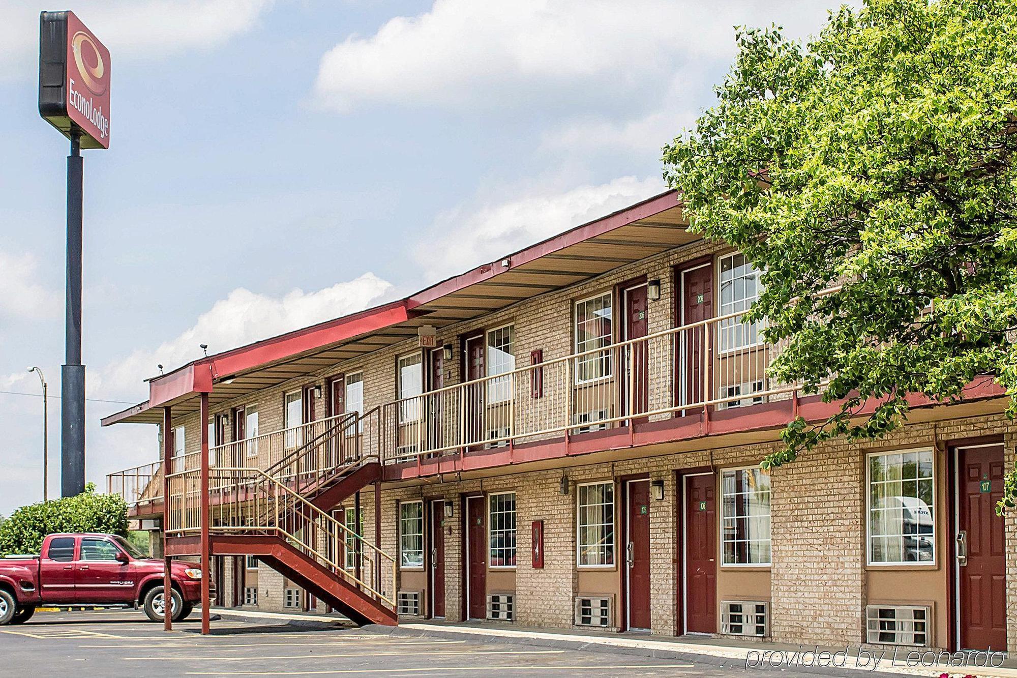 Econo Lodge Columbus Buitenkant foto